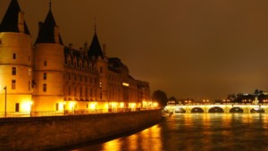 PARIS LA NUIT